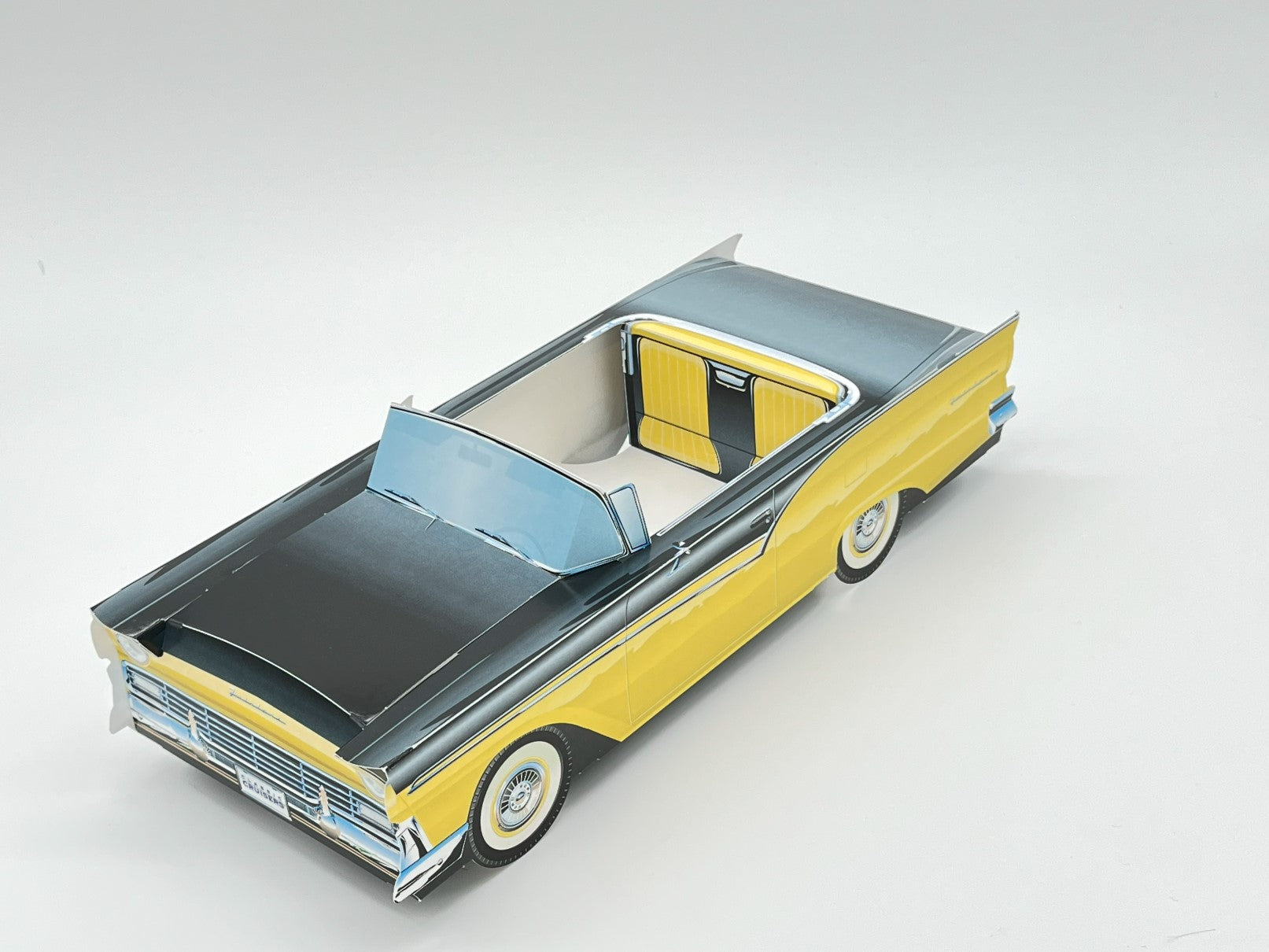 Set of 12 Ford Fairlane Party Paper Trays, Classic Cruiser Cars